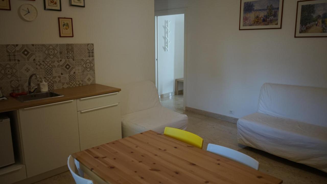 סנטרמו אין קולה B&B Piazza Garibaldi מראה חיצוני תמונה