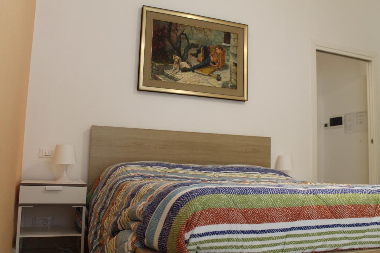 סנטרמו אין קולה B&B Piazza Garibaldi מראה חיצוני תמונה