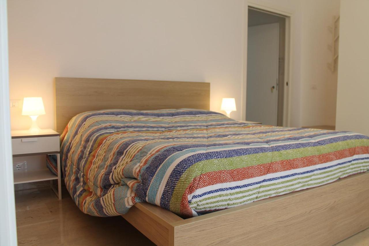 סנטרמו אין קולה B&B Piazza Garibaldi מראה חיצוני תמונה
